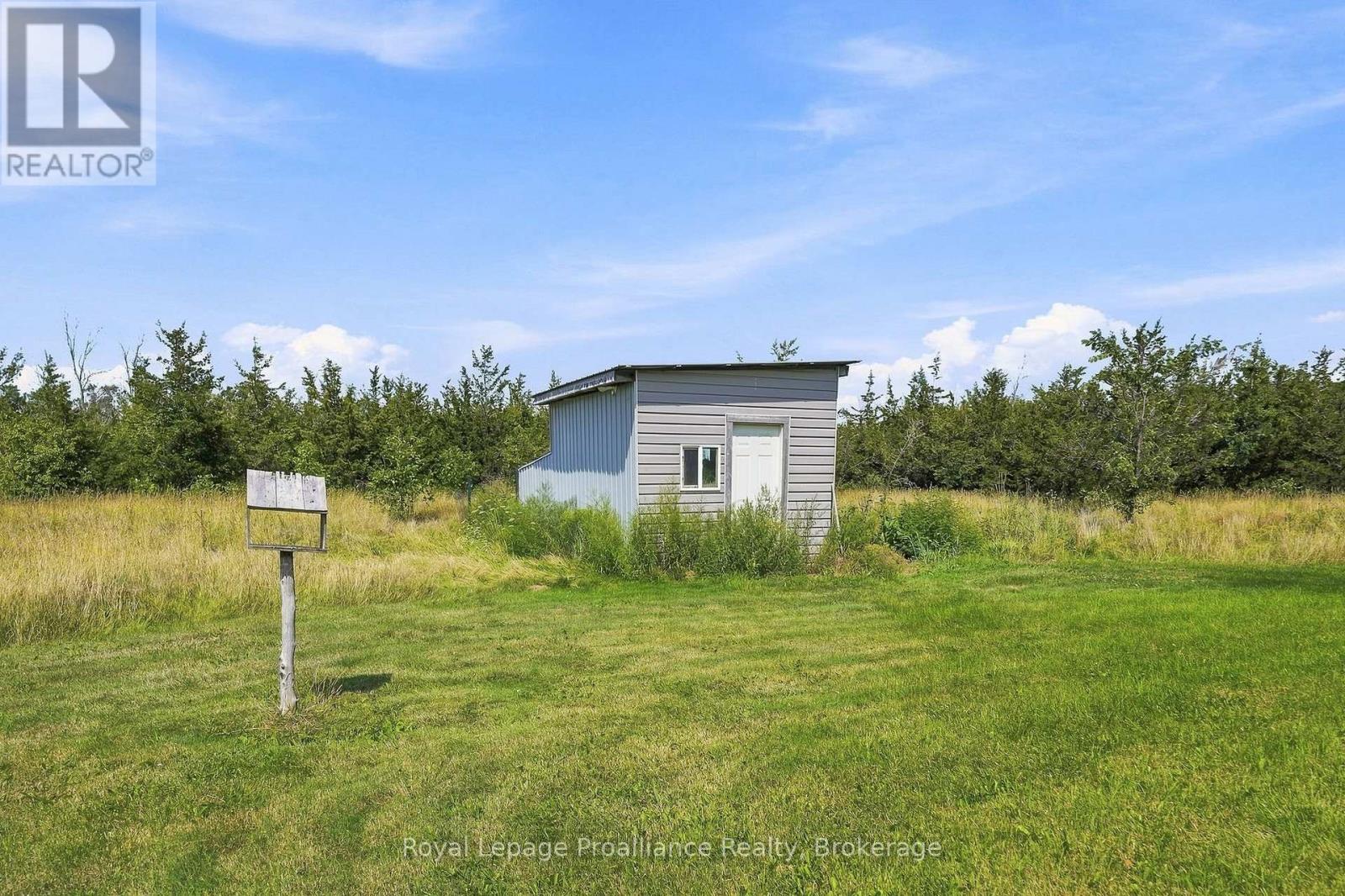 402 Black Road, Prince Edward County, Ontario  K0K 1W0 - Photo 44 - X13707018