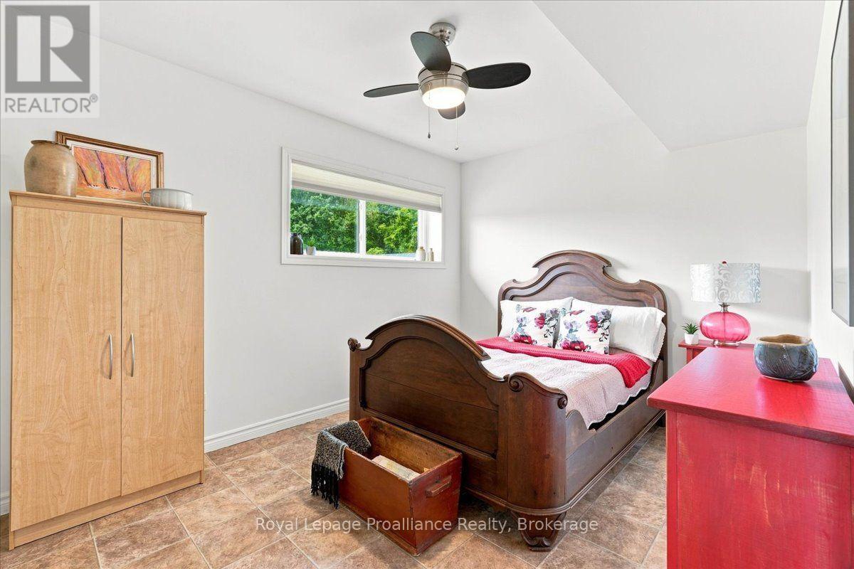 254 Airport Road, Quinte West, Ontario  K0K 3E0 - Photo 17 - X13707030