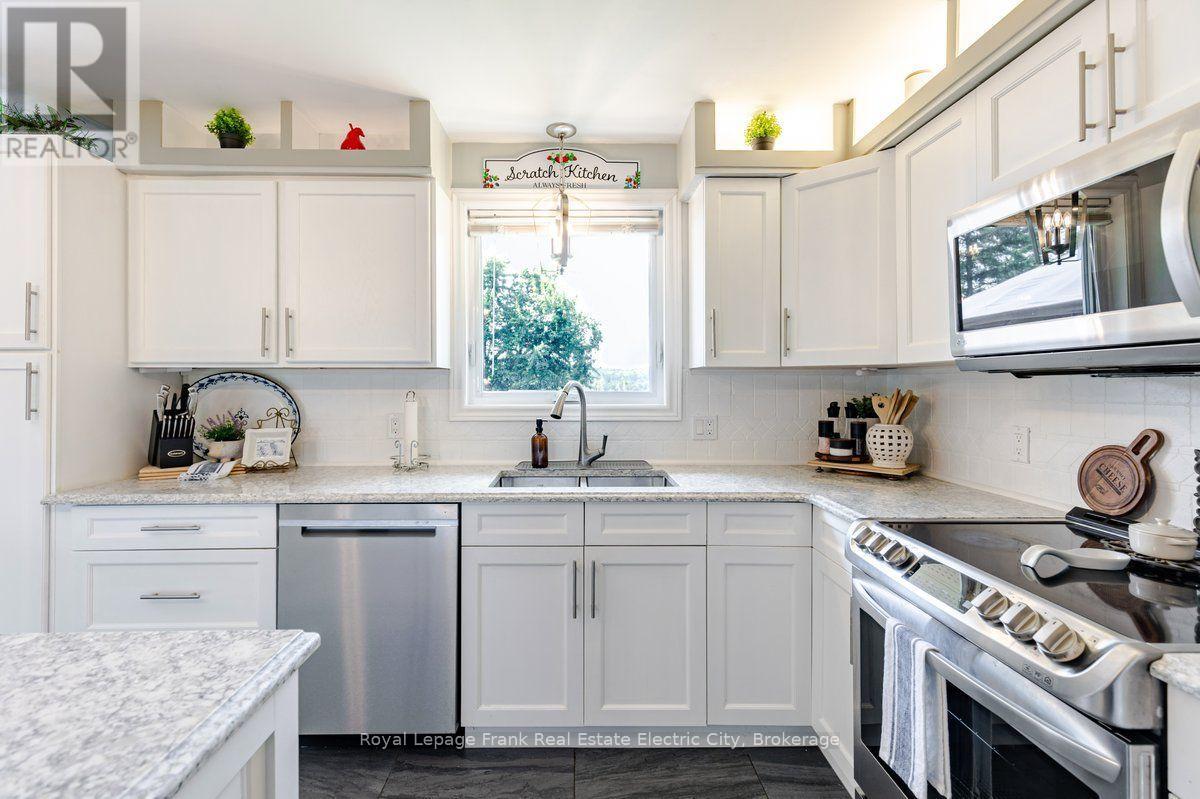 814 Frankhill Road, Kawartha Lakes, Ontario  K9J 6X3 - Photo 17 - X13707044