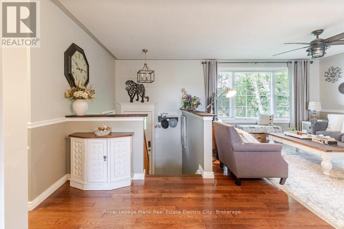 814 Frankhill Road, Kawartha Lakes, Ontario  K9J 6X3 - Photo 4 - X13707044