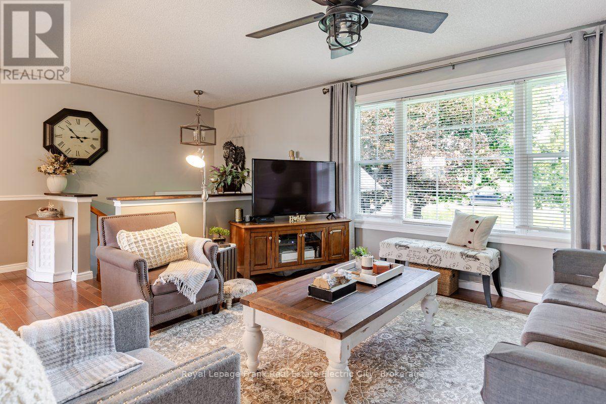 814 Frankhill Road, Kawartha Lakes, Ontario  K9J 6X3 - Photo 6 - X13707044