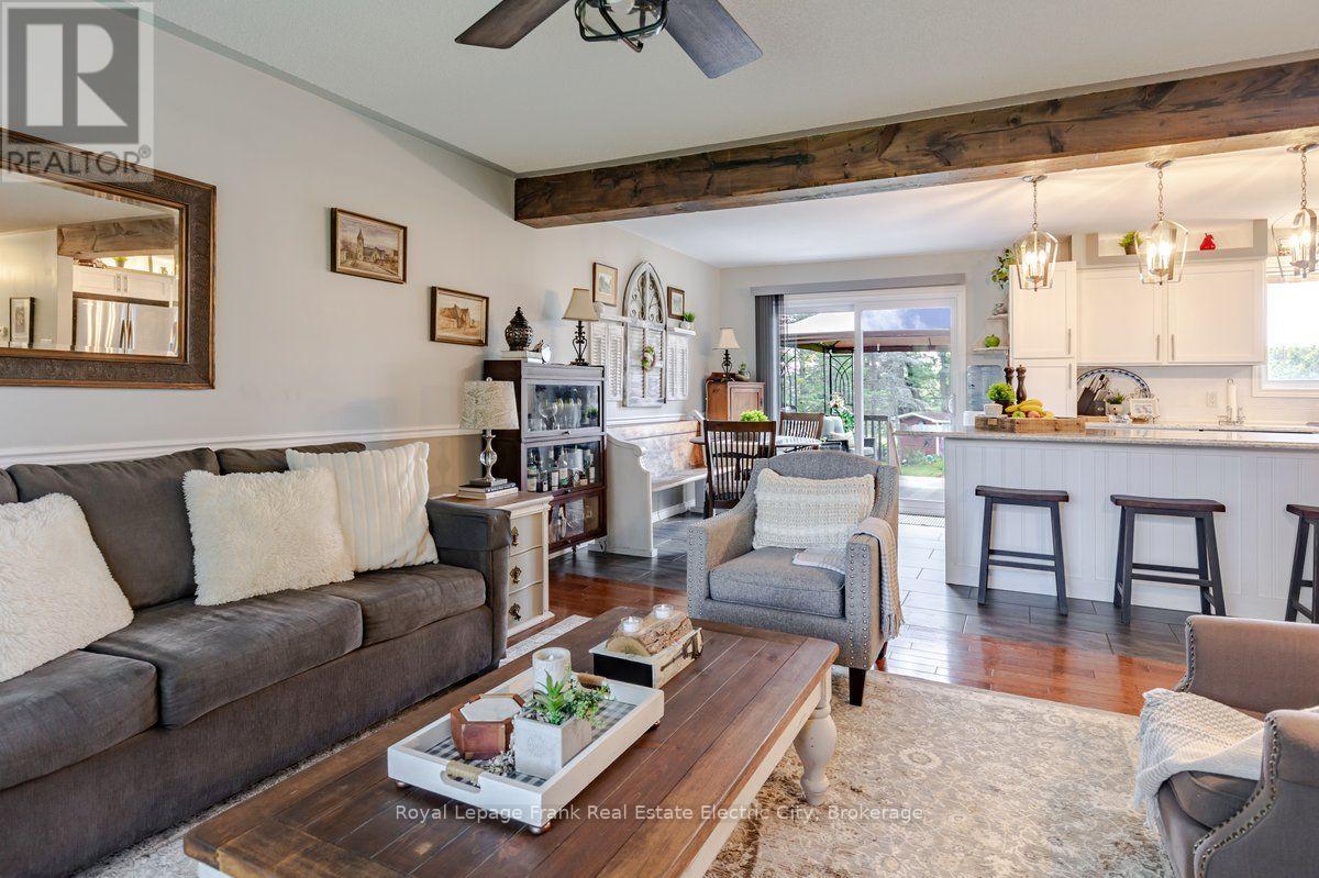 814 Frankhill Road, Kawartha Lakes, Ontario  K9J 6X3 - Photo 8 - X13707044