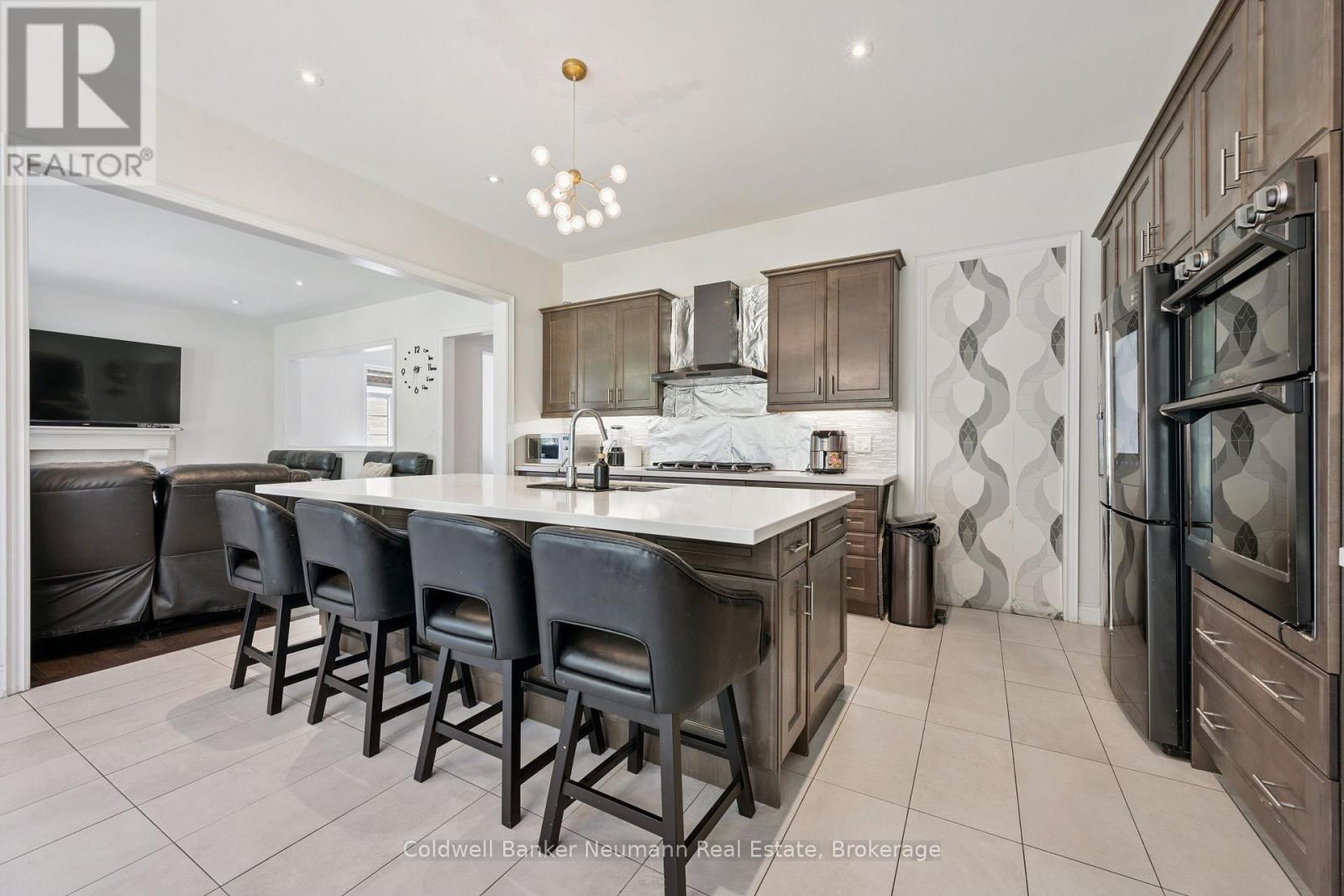 216 Forest Creek Drive, Kitchener, Ontario N2R 0M2 - Photo 9 - X13707066