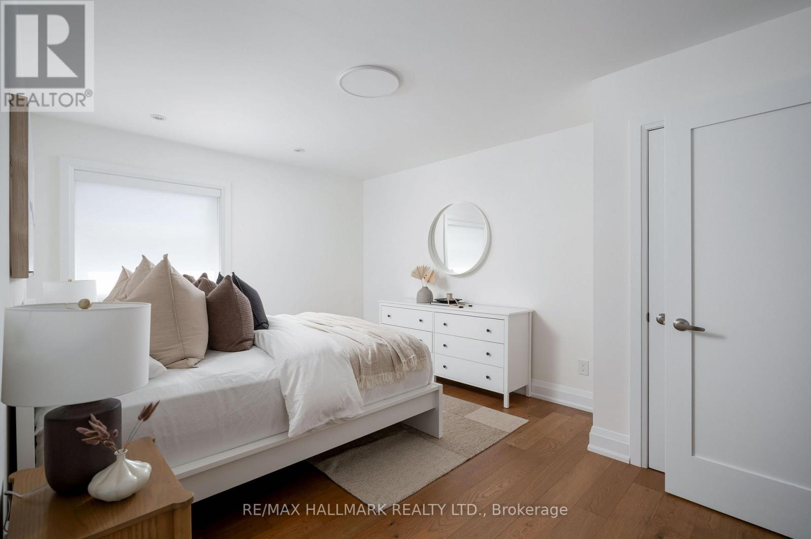 136 Glenwood Crescent, Toronto, Ontario  M4B 1K2 - Photo 34 - E13706918