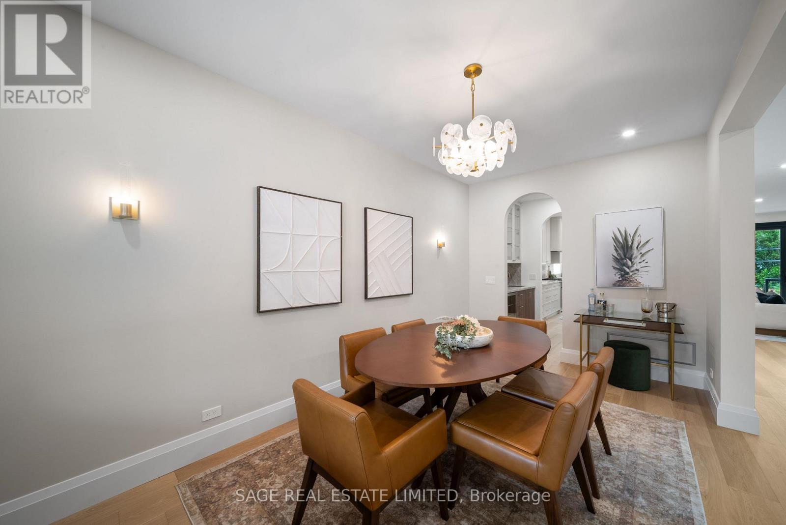 116 Lee Avenue, Toronto, Ontario  M4E 2P3 - Photo 7 - E13707038