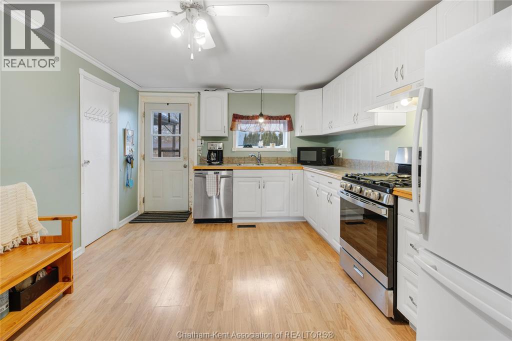 166 London Road, Thamesville, Ontario  N0P 2K0 - Photo 6 - 26004879