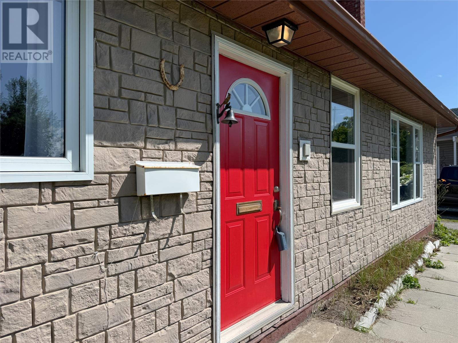 127 Reid Street, Corner Brook, Newfoundland & Labrador  A2H 2P3 - Photo 2 - 1302202