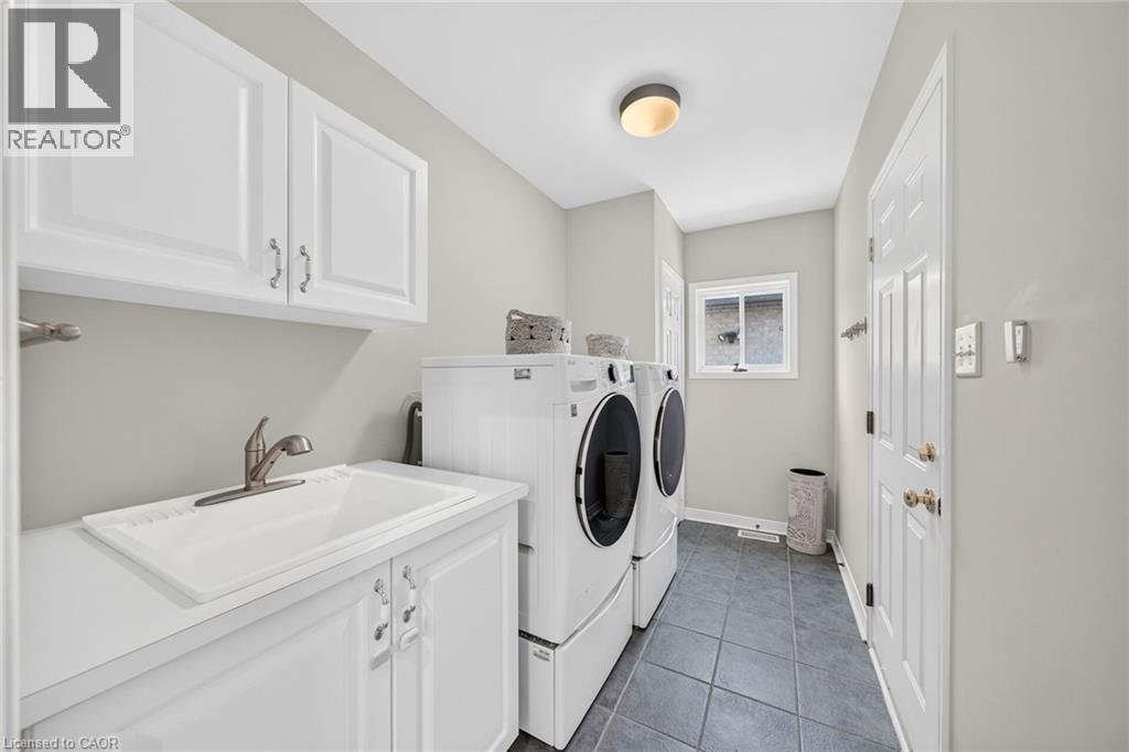 2203 Turnberry Road, Burlington, Ontario  L7M 4P9 - Photo 8 - 40848388