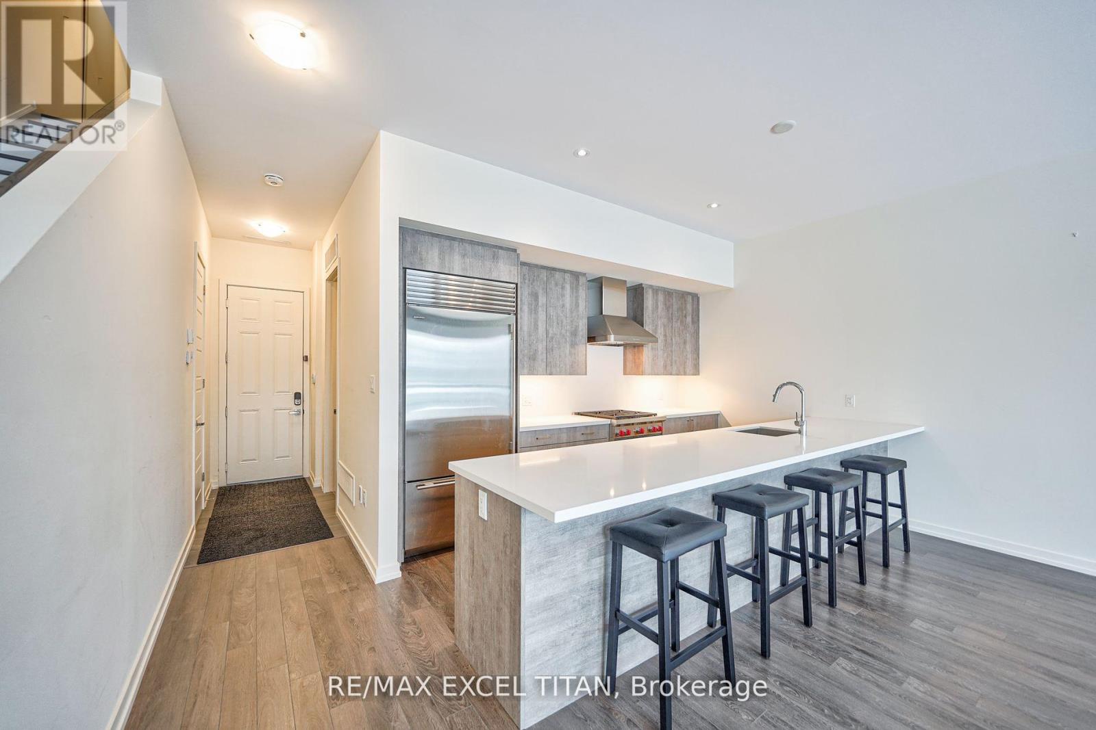 104 - 3688 Ferretti Court, Innisfil, Ontario  L9S 0N6 - Photo 6 - N13706874