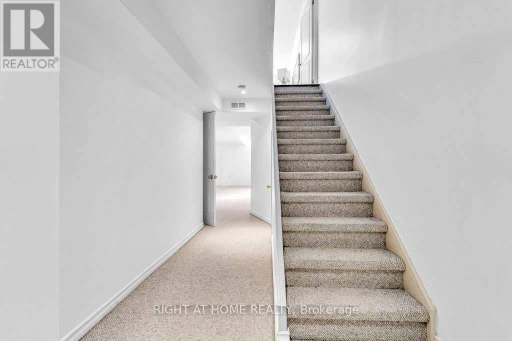 558 Legresley Lane, Newmarket, Ontario  L3Y 8R6 - Photo 15 - N13706982