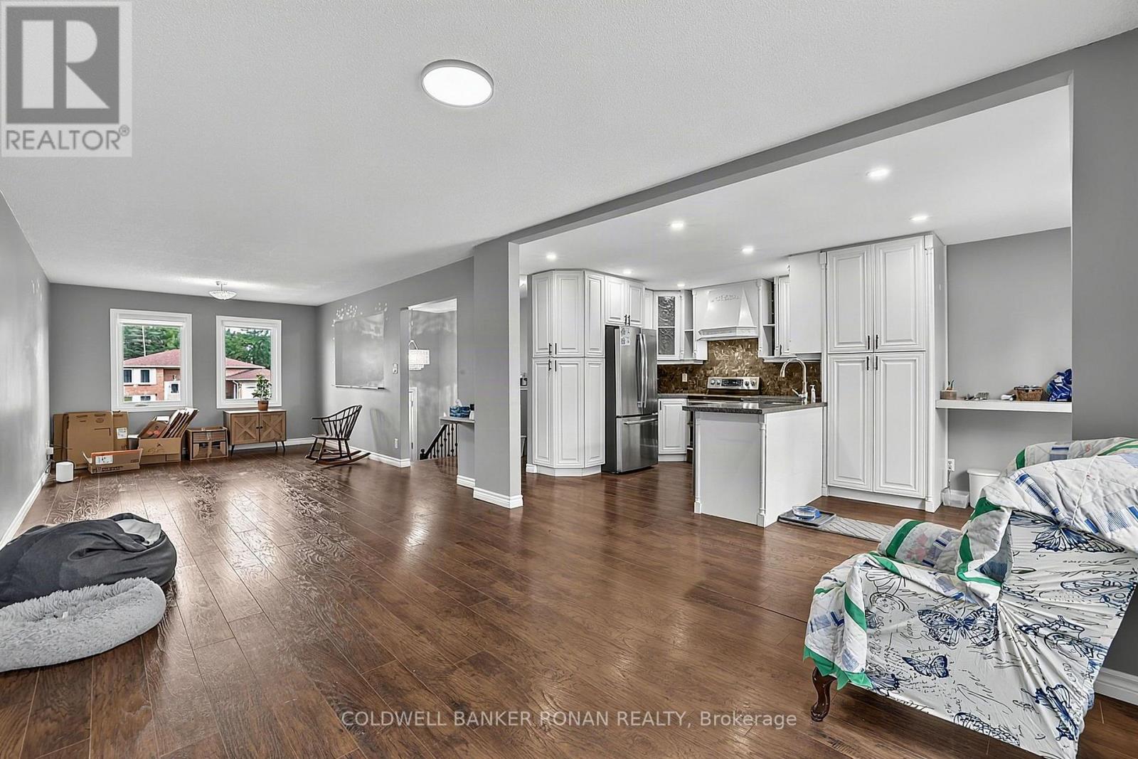 8 Mccarthy Crescent, Essa (Angus), Ontario  L0M 1B3 - Photo 12 - N13706988