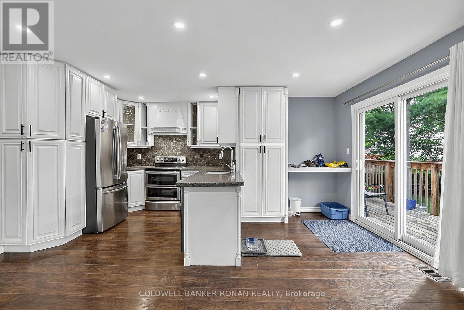 8 Mccarthy Crescent, Essa (Angus), Ontario  L0M 1B3 - Photo 17 - N13706988