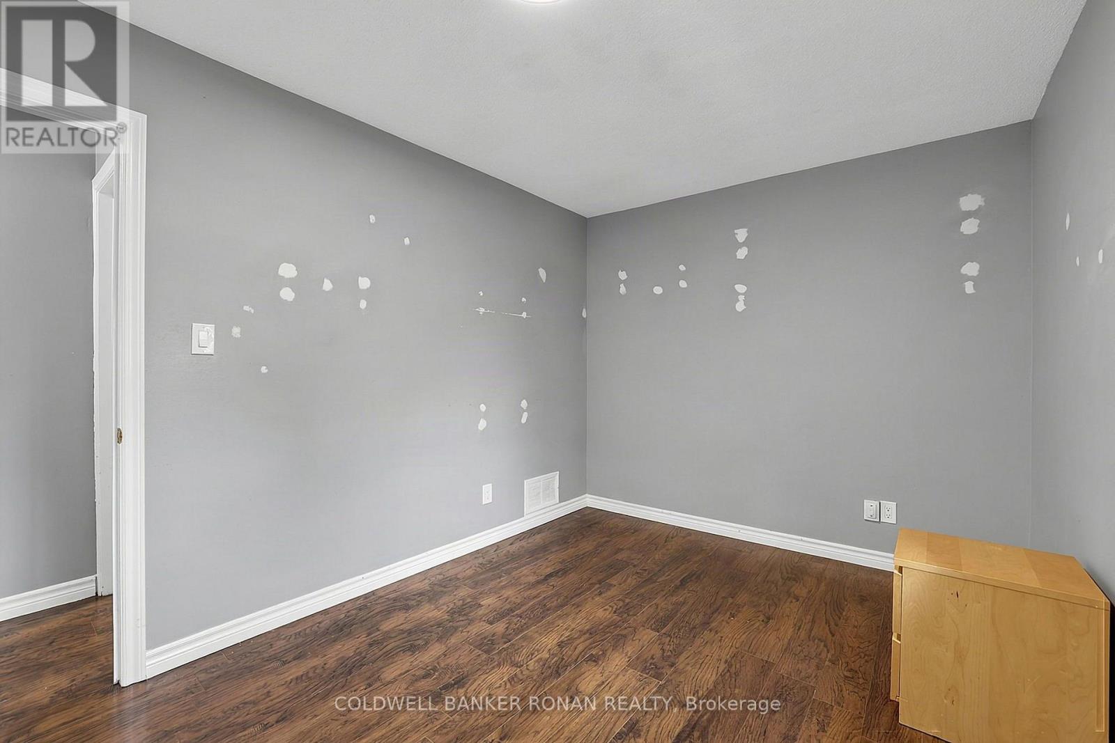 8 Mccarthy Crescent, Essa (Angus), Ontario  L0M 1B3 - Photo 22 - N13706988