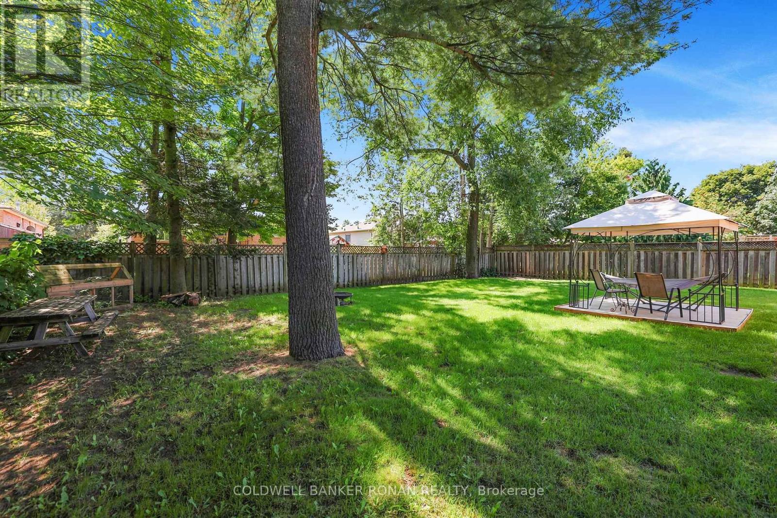 8 Mccarthy Crescent, Essa (Angus), Ontario  L0M 1B3 - Photo 46 - N13706988