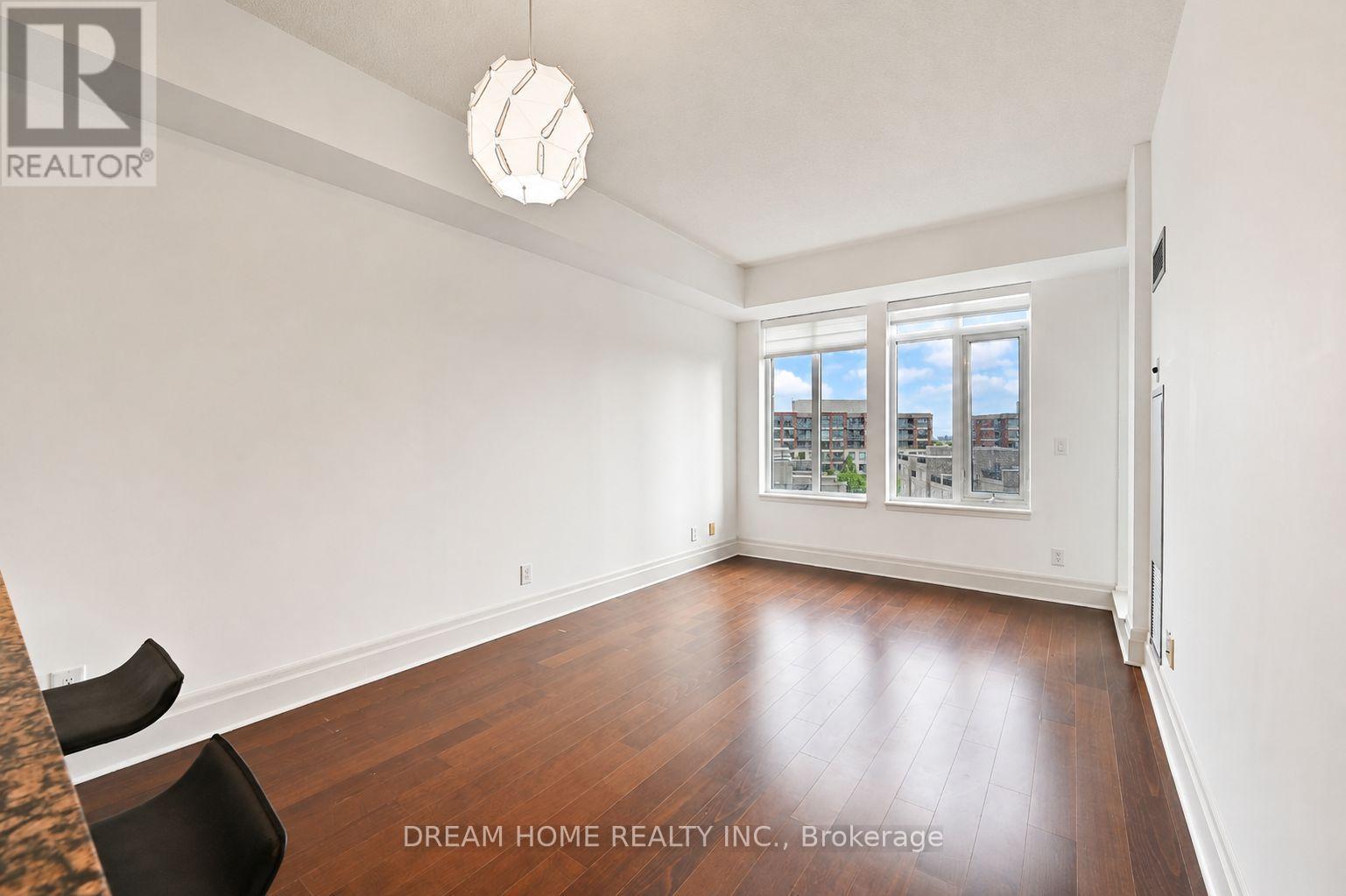 619 - 111 Upper Duke Crescent, Markham, Ontario L6G 0C8 - Photo 2 - N13707074
