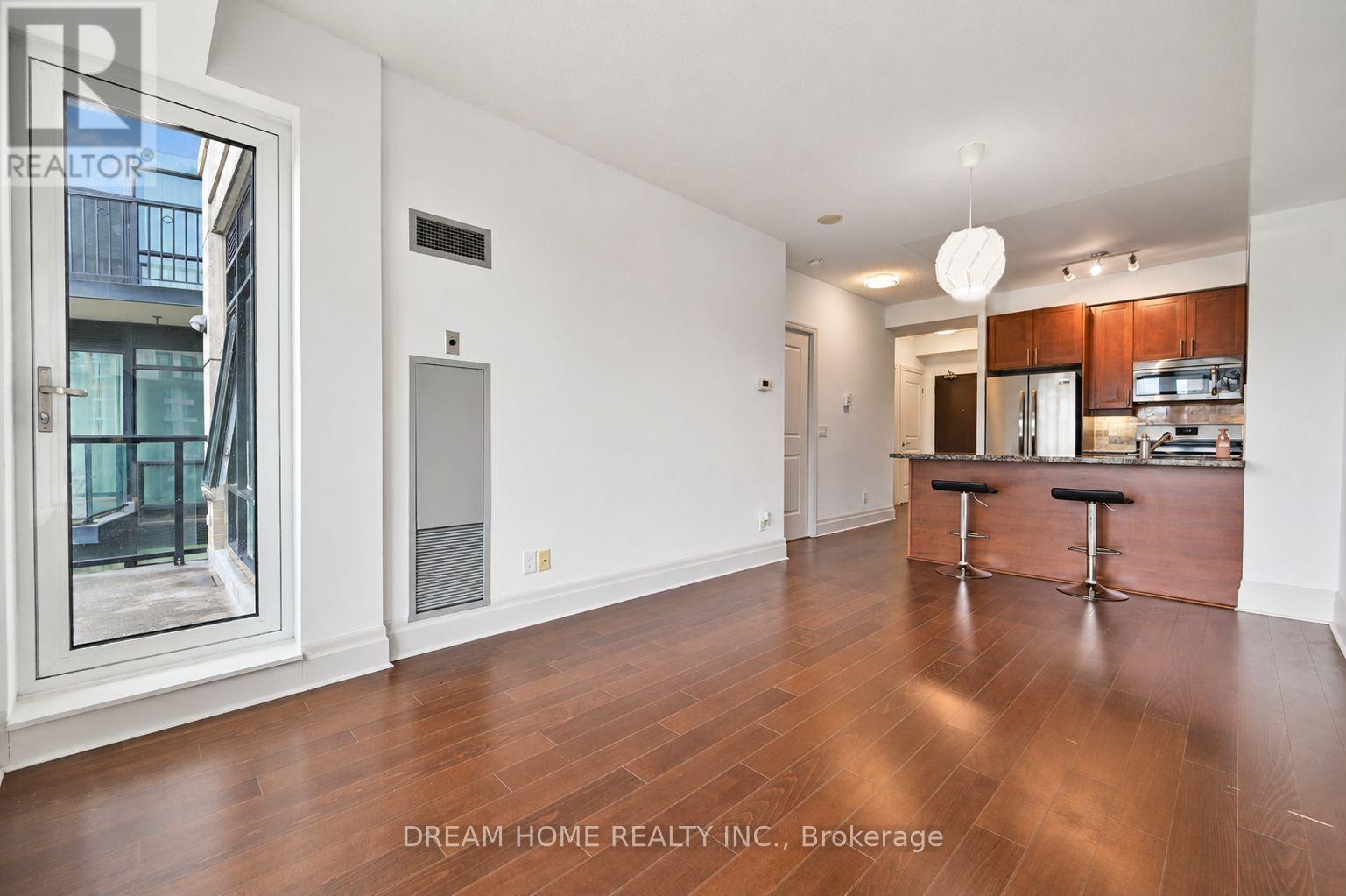 619 - 111 Upper Duke Crescent, Markham, Ontario L6G 0C8 - Photo 5 - N13707074