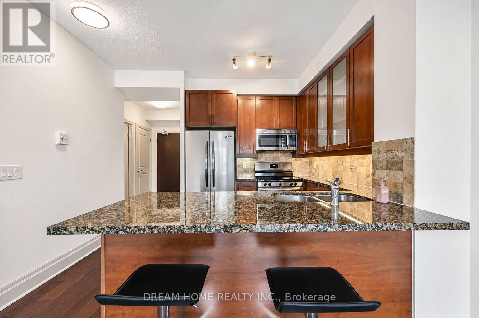 619 - 111 Upper Duke Crescent, Markham, Ontario L6G 0C8 - Photo 8 - N13707074