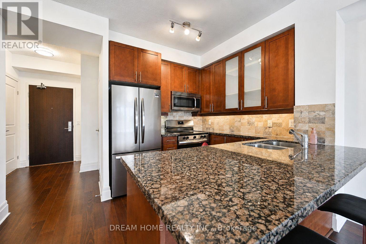 619 - 111 Upper Duke Crescent, Markham, Ontario L6G 0C8 - Photo 9 - N13707074