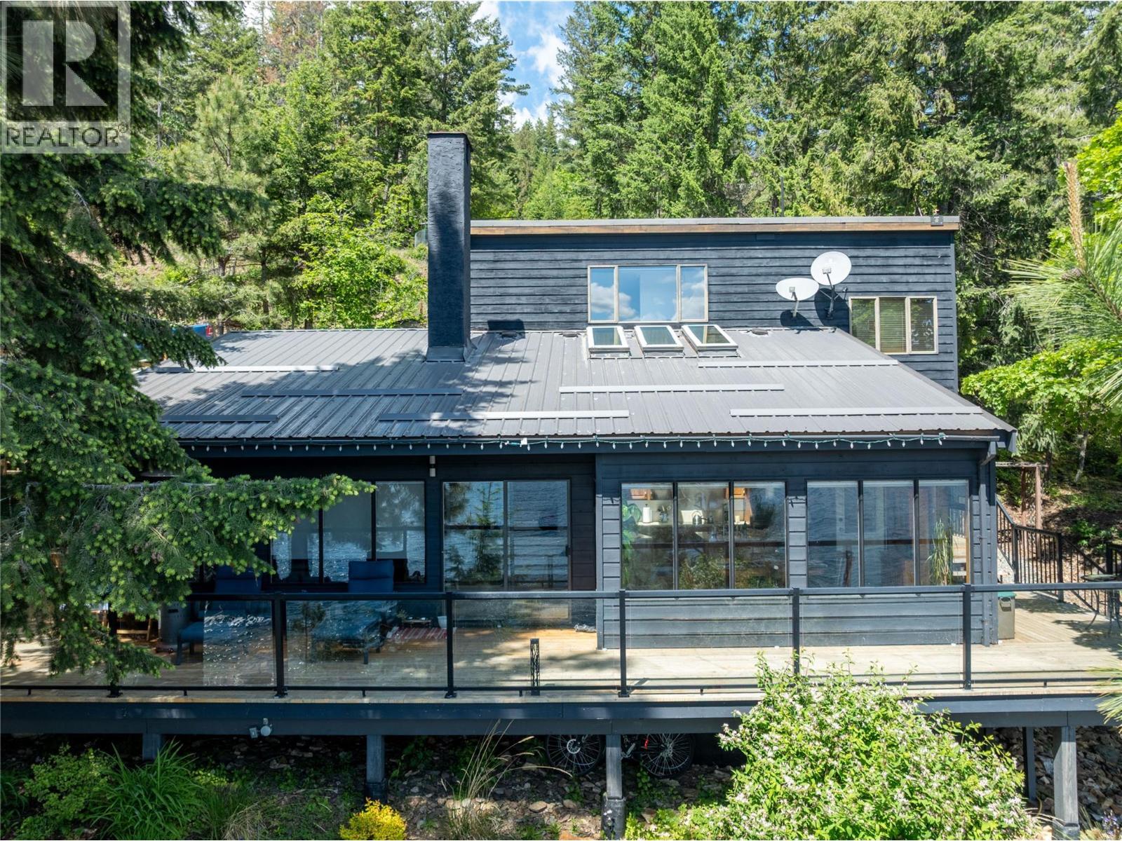4378 Copper Cove Road, Scotch Creek, British Columbia  V0E 1M5 - Photo 4 - 10375623