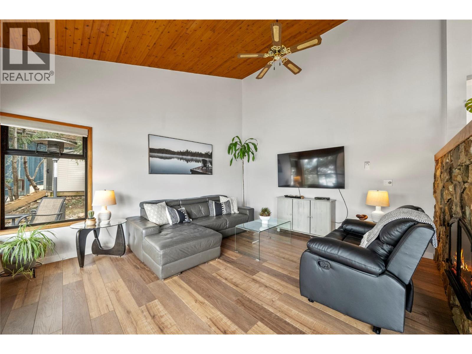 4378 Copper Cove Road, Scotch Creek, British Columbia  V0E 1M5 - Photo 21 - 10375623