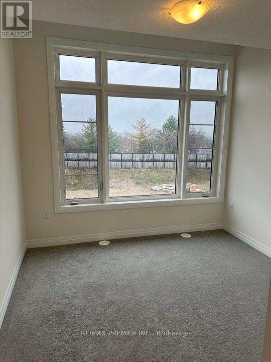 8 Cherry Hill Lane, Barrie (Painswick South), Ontario  L9J 0M7 - Photo 3 - S13707022