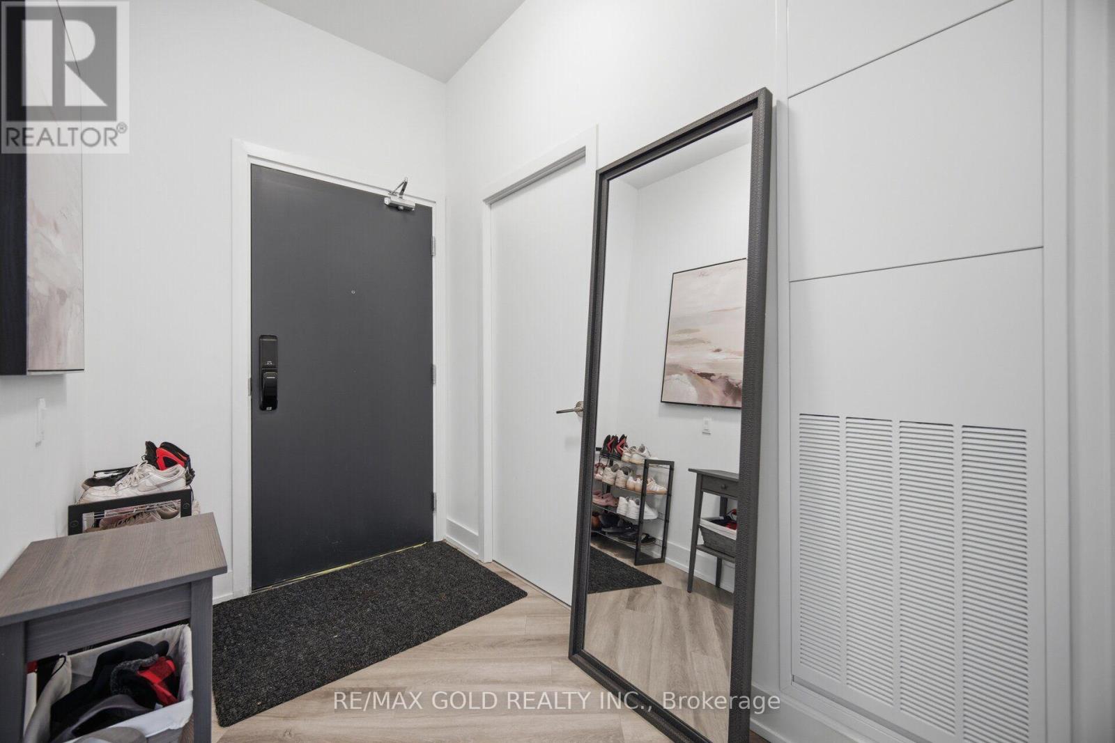 243 - 395 Dundas Street W, Oakville, Ontario  L6M 5R9 - Photo 5 - W13706926