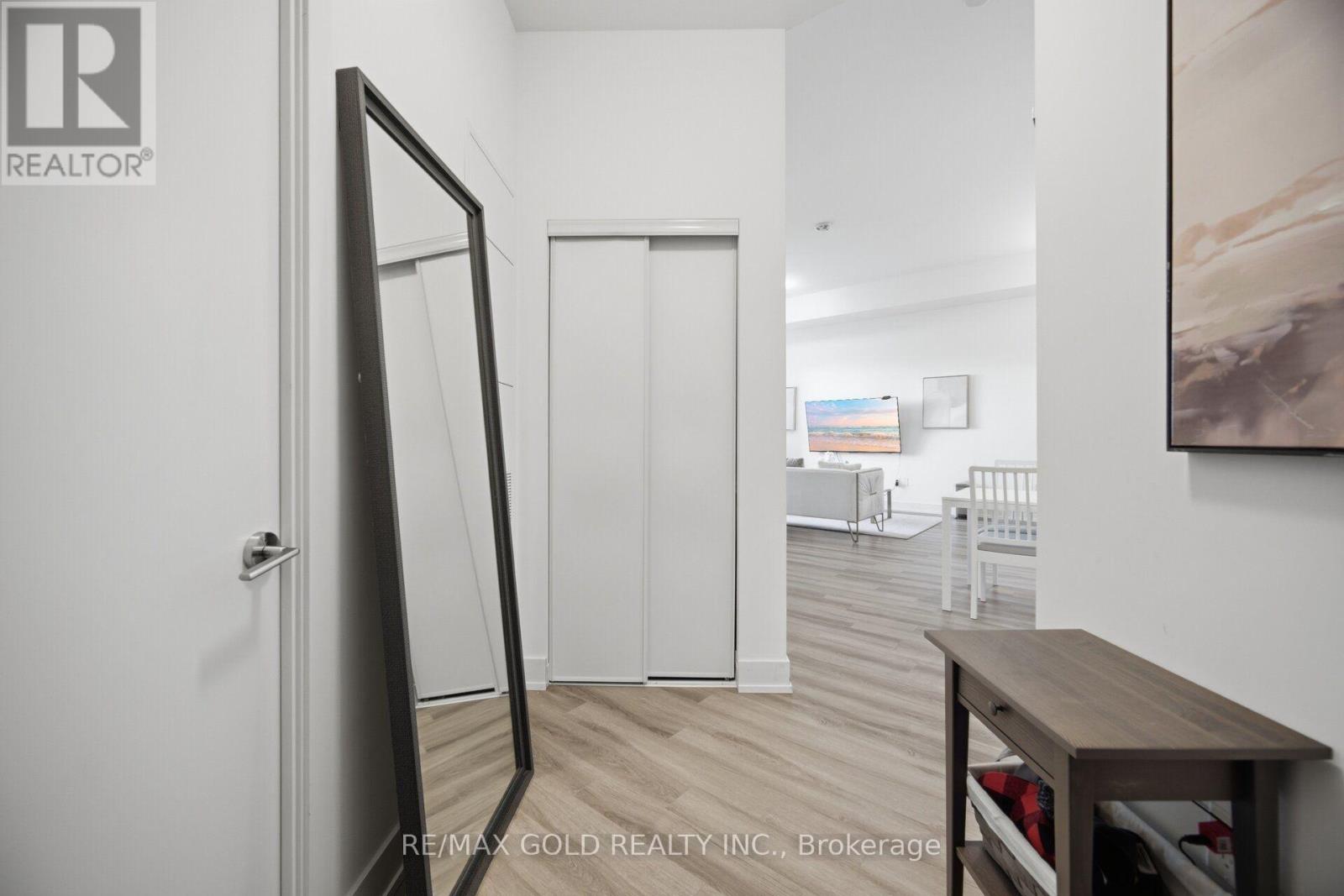 243 - 395 Dundas Street W, Oakville, Ontario  L6M 5R9 - Photo 6 - W13706926