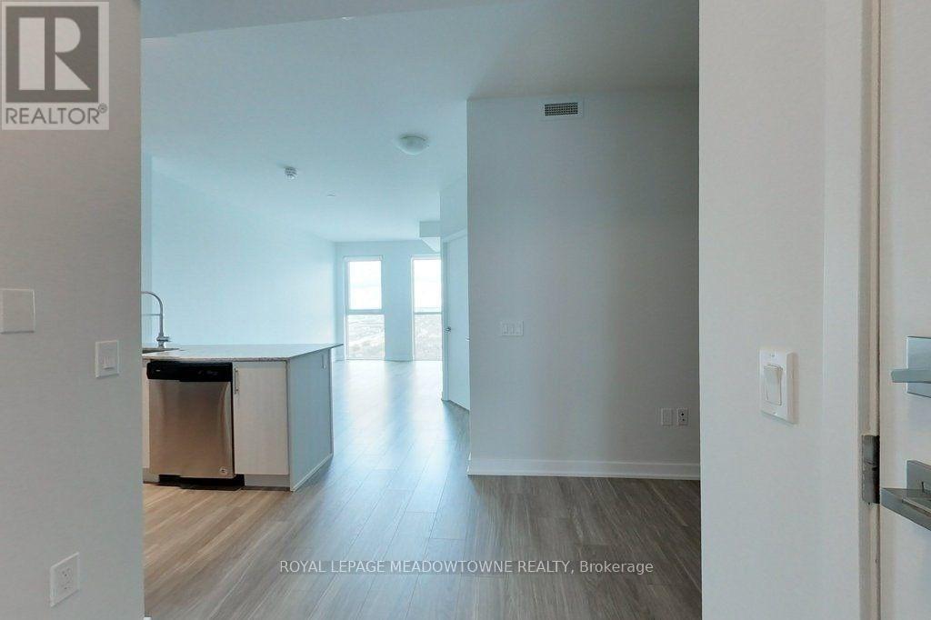 2411 - 4055 Parkside Drive, Mississauga, Ontario  L5B 0K8 - Photo 15 - W13707004