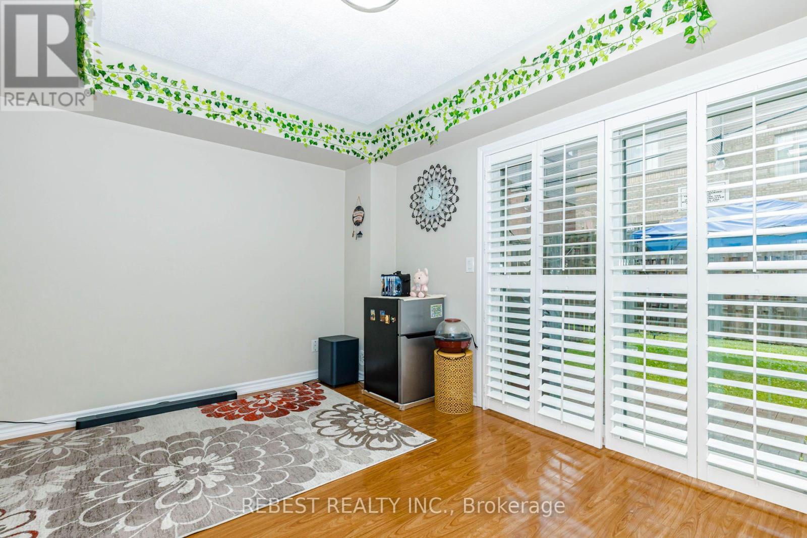 15 Cailiff Street, Brampton, Ontario  L6Y 0P9 - Photo 8 - W13707026