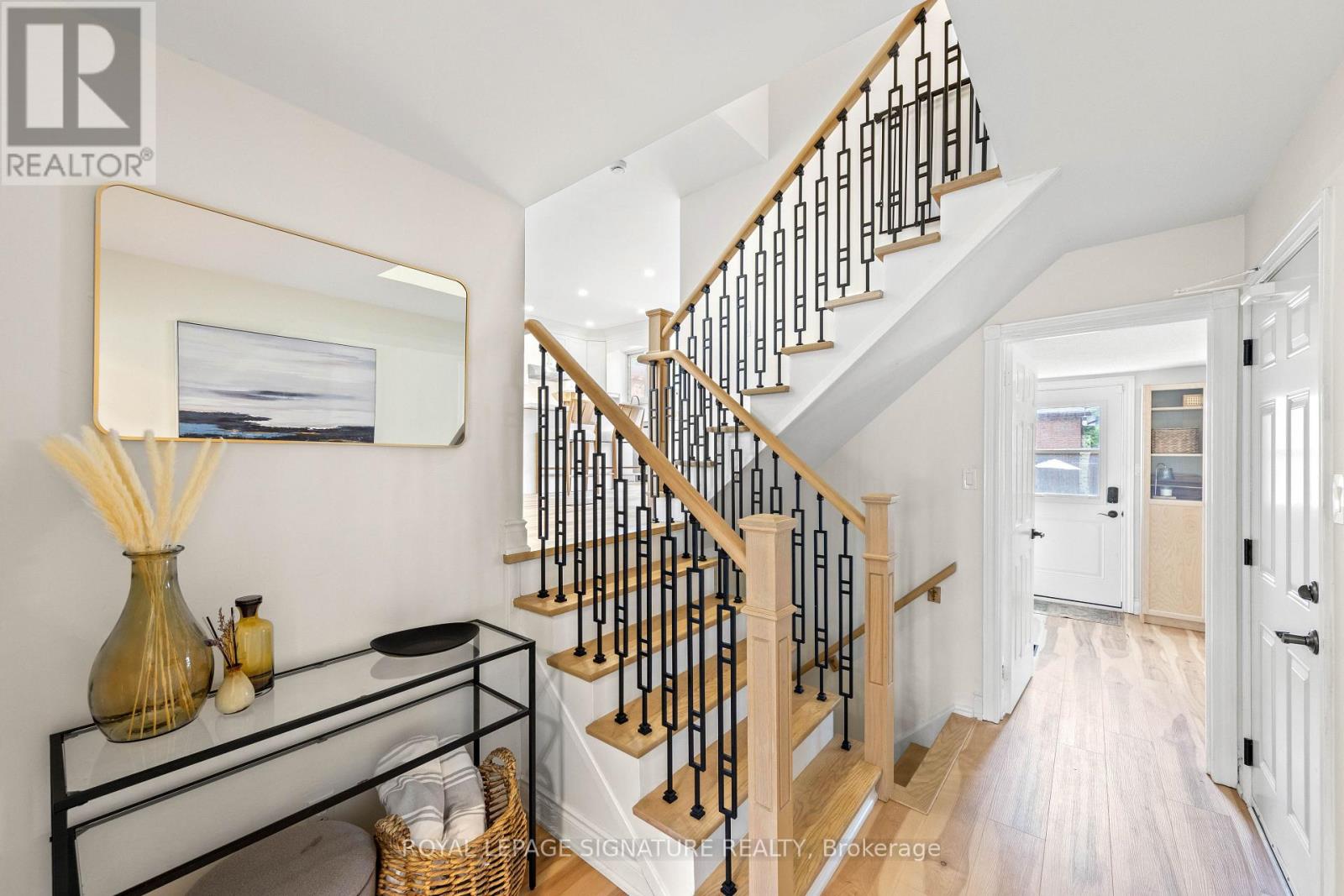 464 Bartley Bull Parkway, Brampton, Ontario  L6W 2M8 - Photo 4 - W13707062