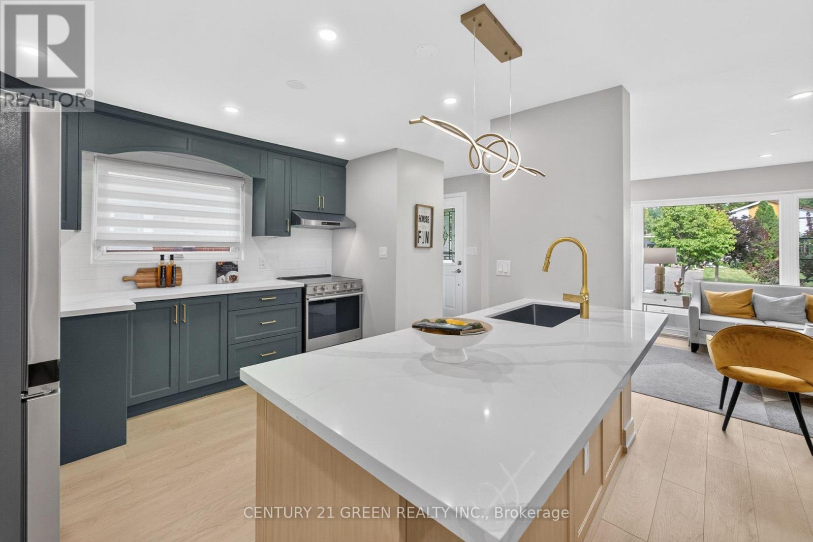 3628 Anniversary Road, Mississauga, Ontario  L5C 2G1 - Photo 7 - W13707072