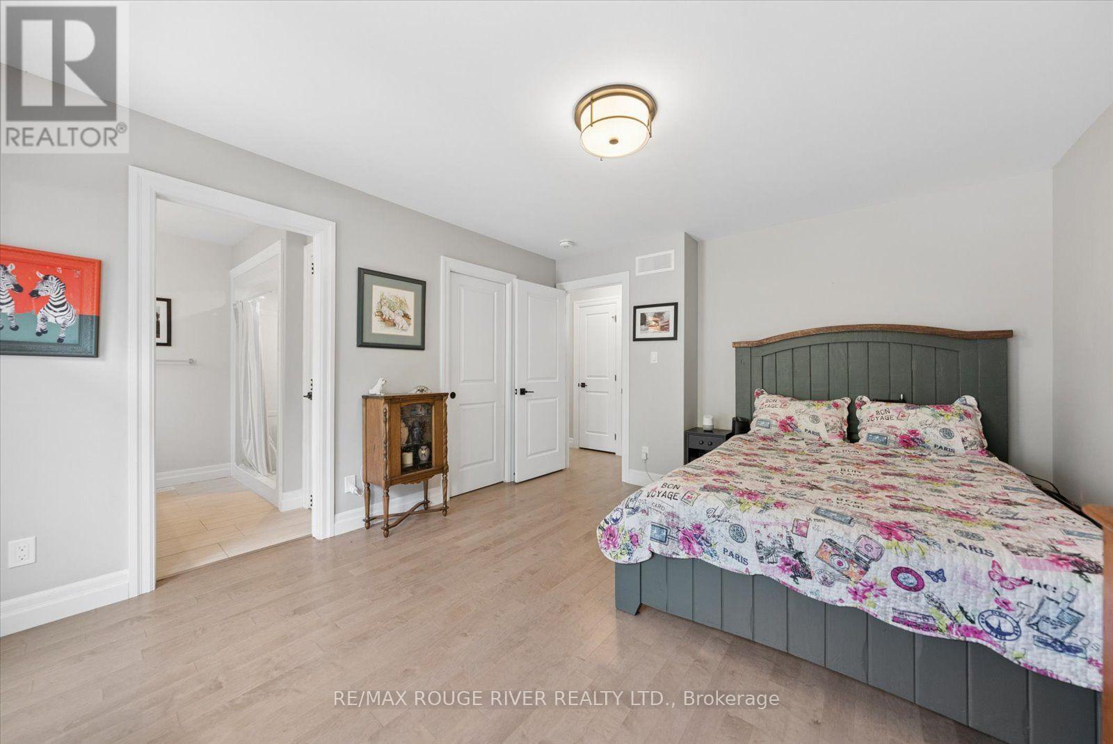 25 Ambrosia Terrace, Quinte West, Ontario  K8V 0G7 - Photo 19 - X13706254