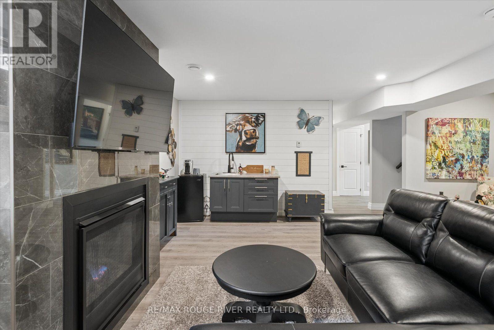 25 Ambrosia Terrace, Quinte West, Ontario  K8V 0G7 - Photo 27 - X13706254