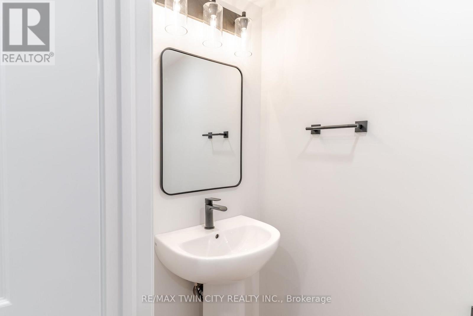 3 - 825 Stirling Avenue S, Kitchener, Ontario  N2M 3K4 - Photo 10 - X13706878