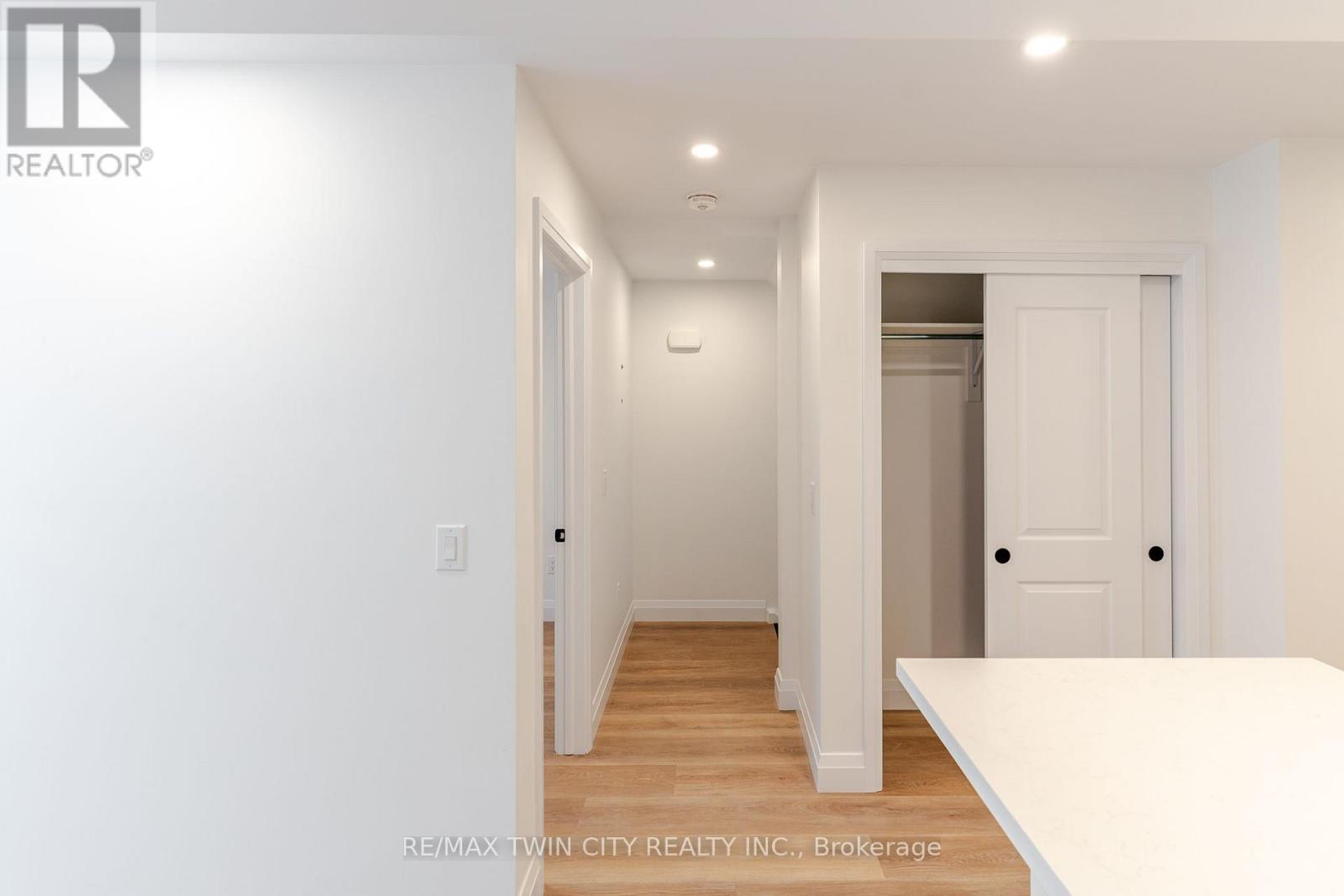3 - 825 Stirling Avenue S, Kitchener, Ontario  N2M 3K4 - Photo 6 - X13706878