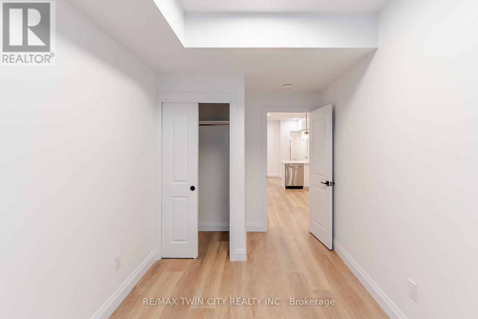 4 - 825 Stirling Avenue S, Kitchener, Ontario  N2M 3K4 - Photo 10 - X13706882