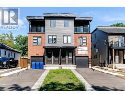 4 - 825 STIRLING AVENUE S, Kitchener, Ontario