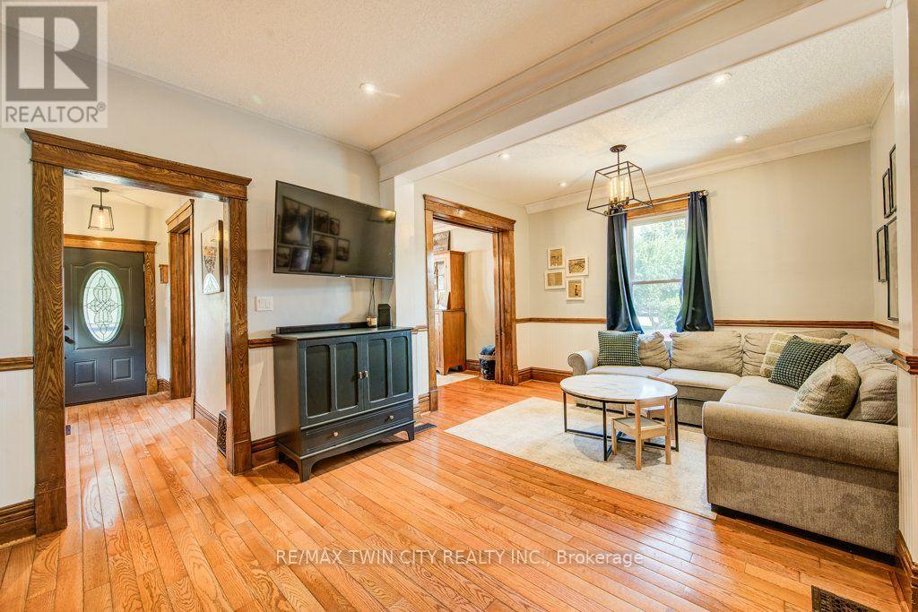 12 Queen Mary Street, Wilmot, Ontario  N3A 2C2 - Photo 12 - X13706886