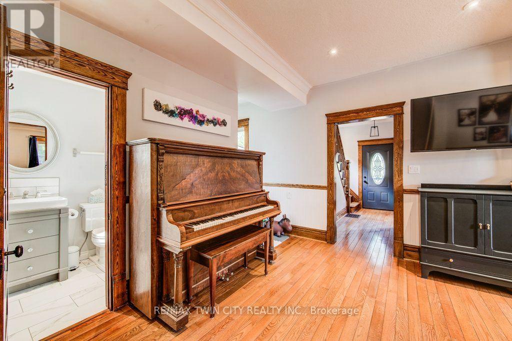 12 Queen Mary Street, Wilmot, Ontario  N3A 2C2 - Photo 15 - X13706886