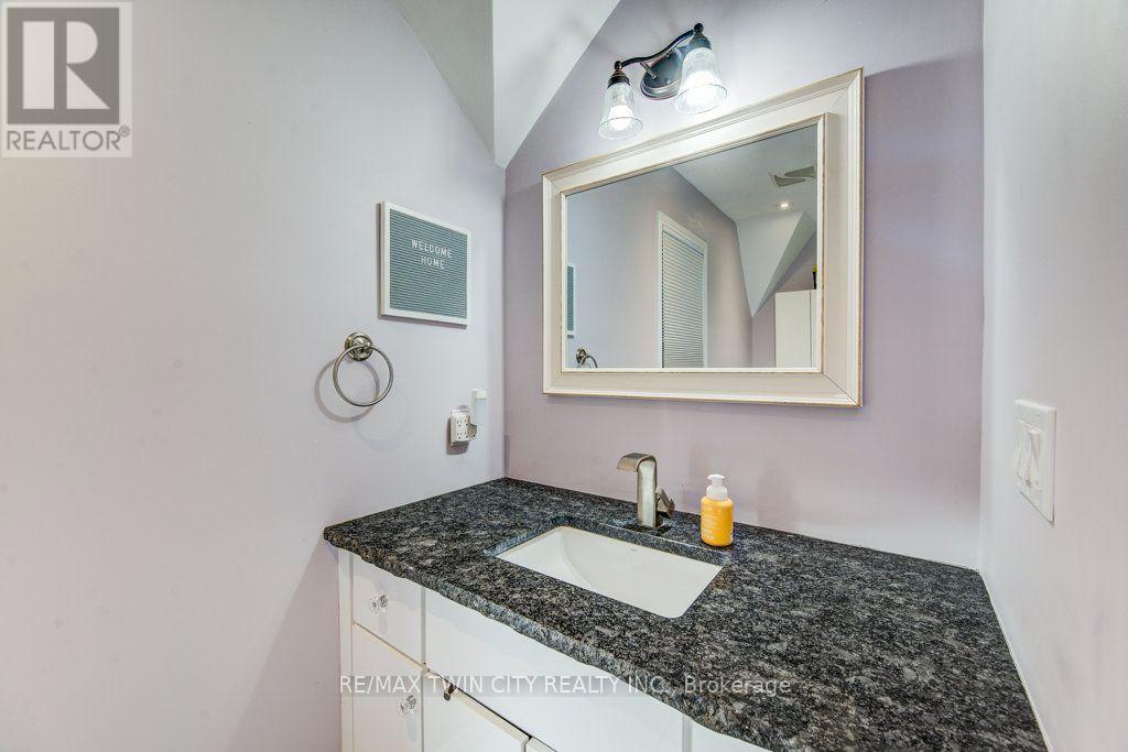 12 Queen Mary Street, Wilmot, Ontario  N3A 2C2 - Photo 31 - X13706886