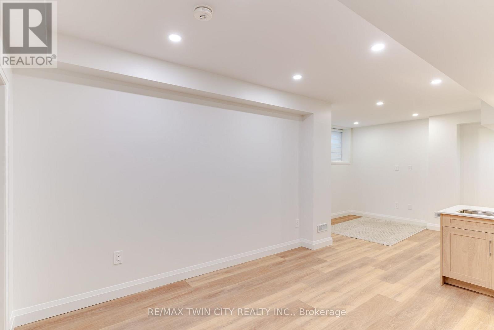 4 - 220 Heiman Street, Kitchener, Ontario  N2M 3M3 - Photo 10 - X13706892