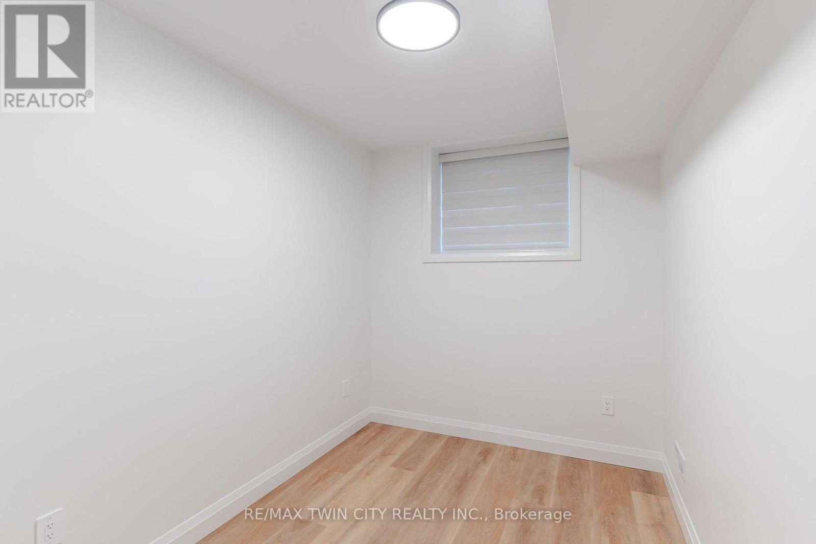 4 - 220 Heiman Street, Kitchener, Ontario  N2M 3M3 - Photo 8 - X13706892