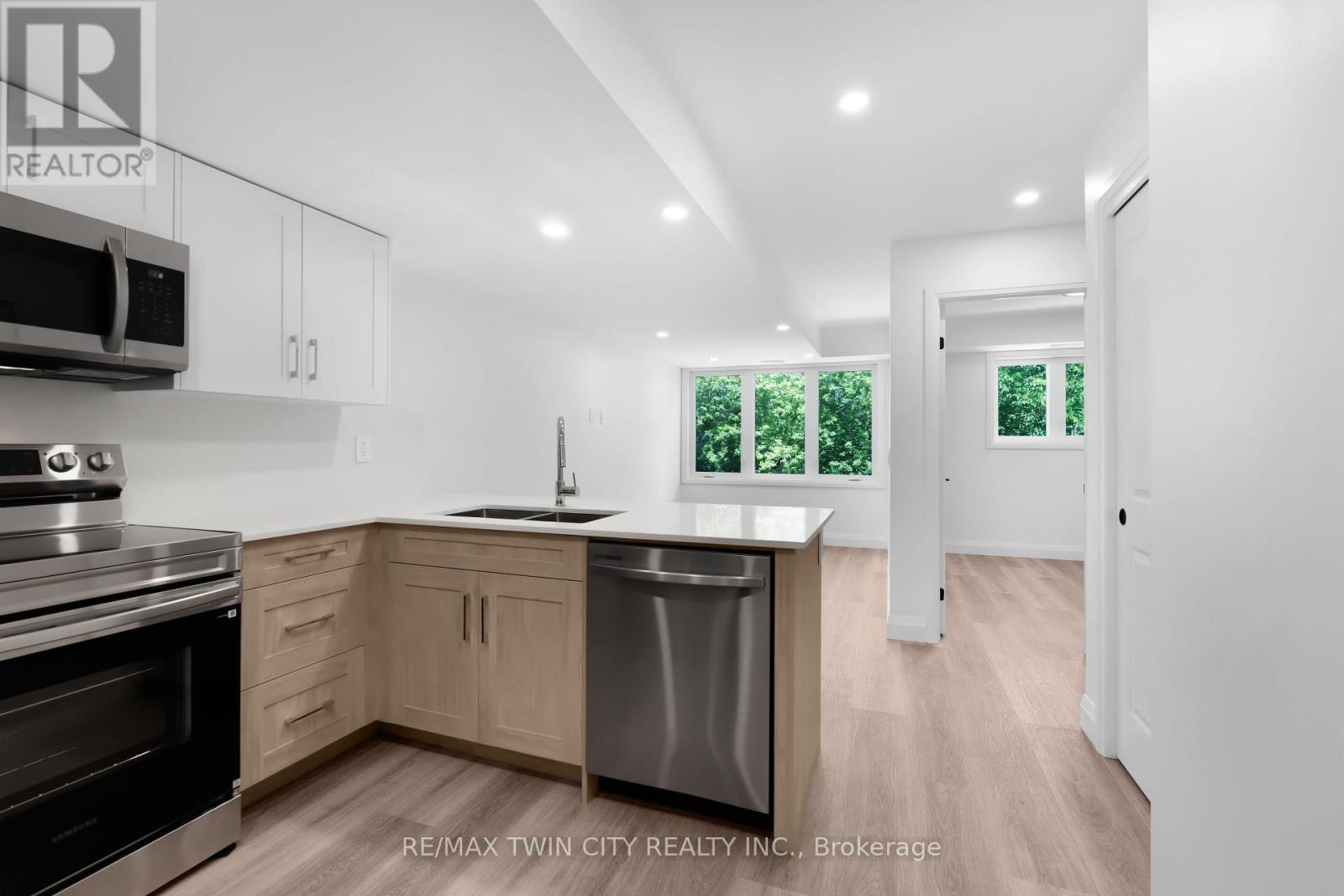 3 - 220 Heiman Street, Kitchener, Ontario  N2M 3M3 - Photo 10 - X13706902