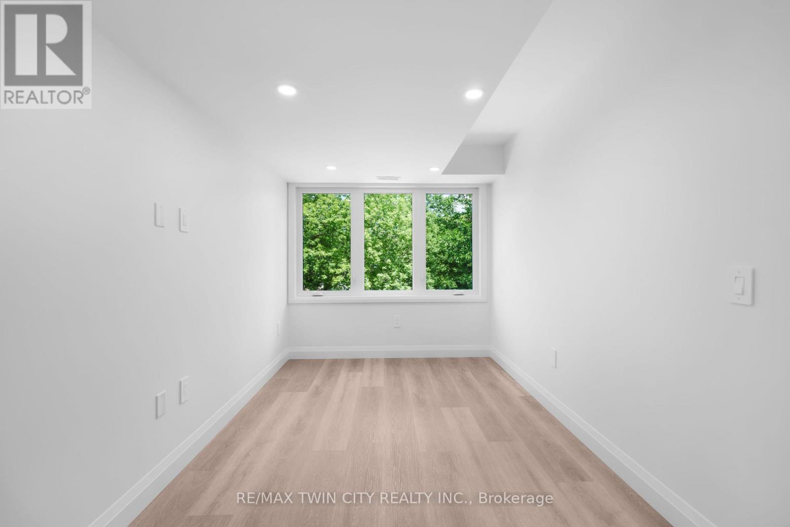 3 - 220 Heiman Street, Kitchener, Ontario  N2M 3M3 - Photo 11 - X13706902