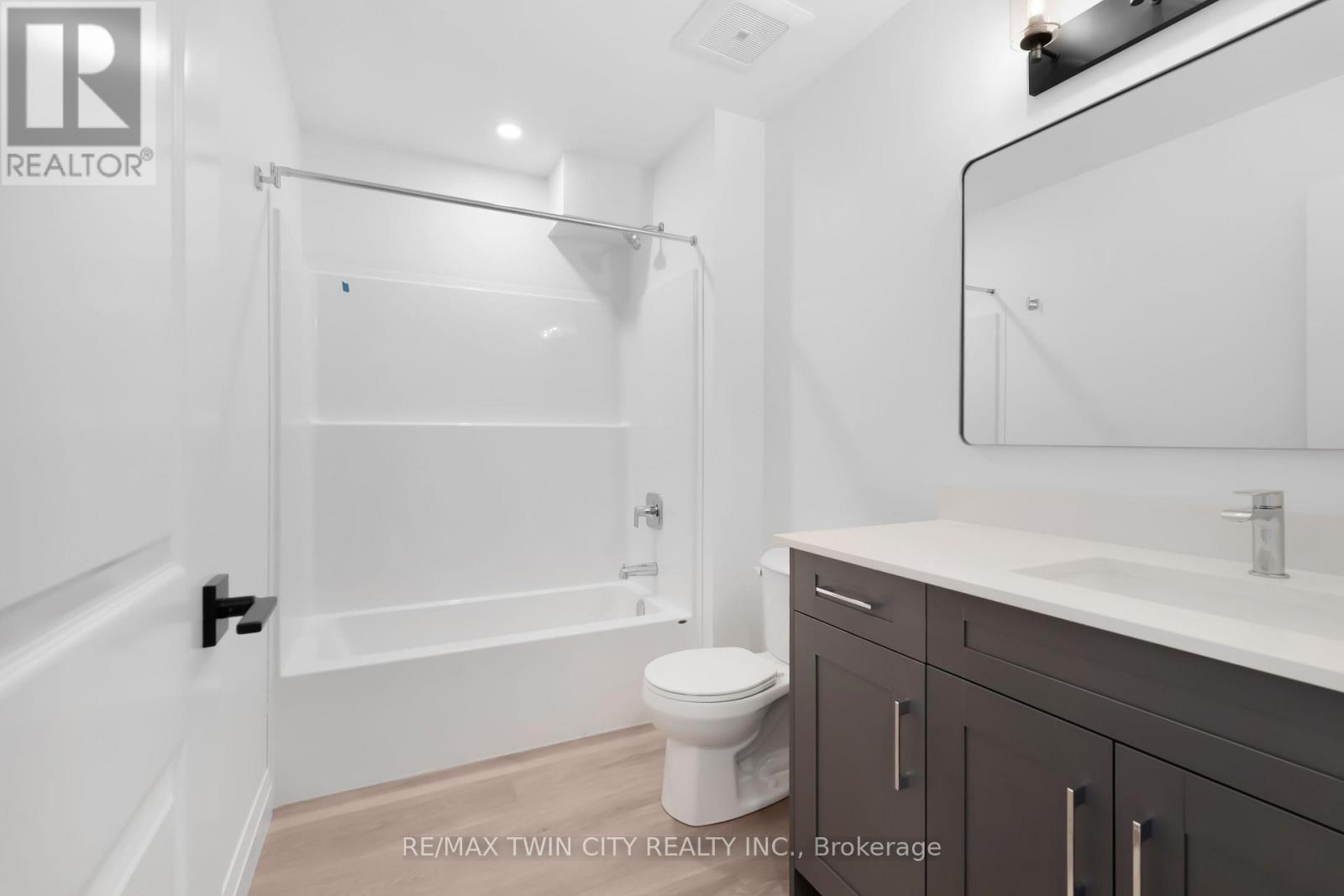 3 - 220 Heiman Street, Kitchener, Ontario  N2M 3M3 - Photo 20 - X13706902