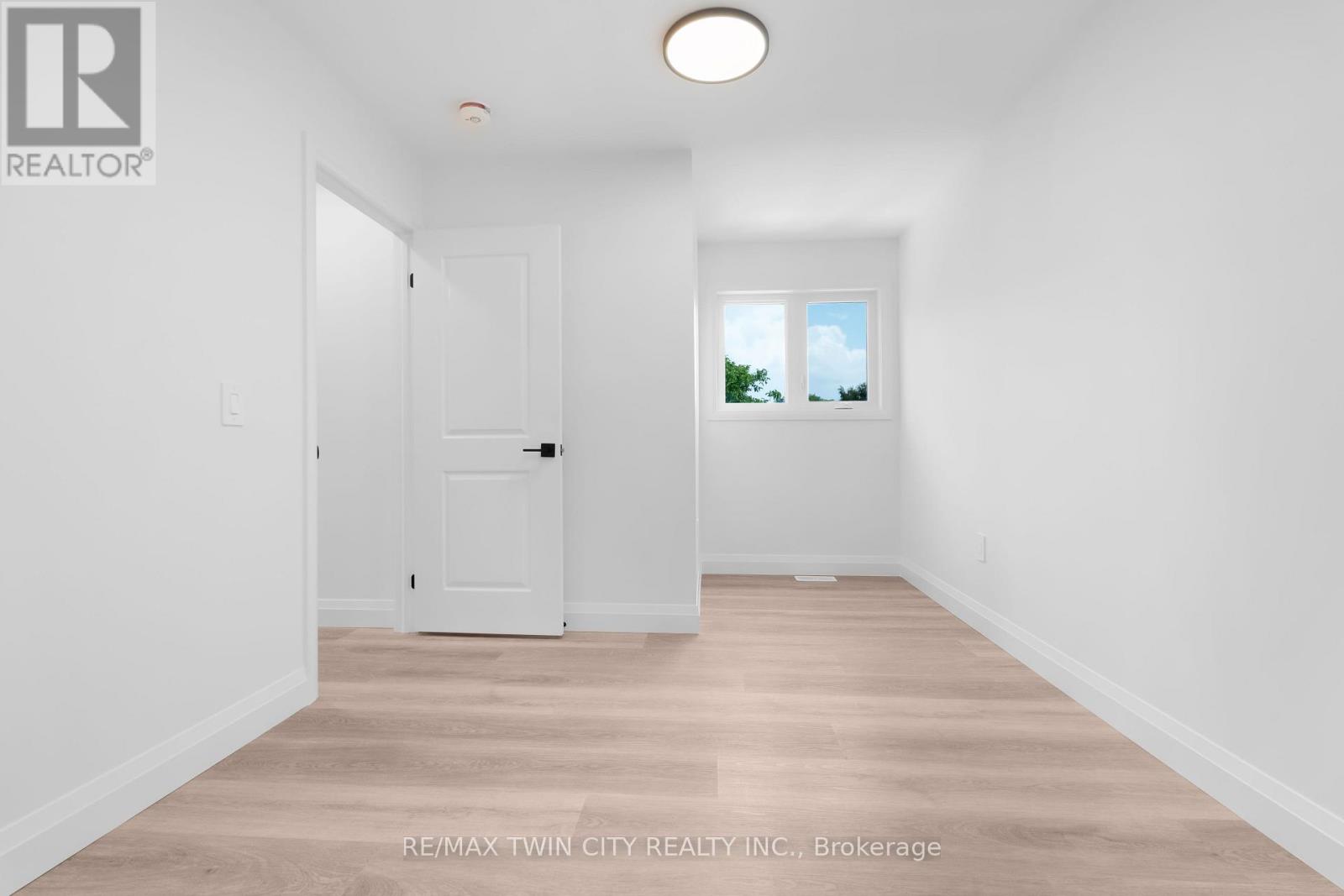 3 - 220 Heiman Street, Kitchener, Ontario  N2M 3M3 - Photo 23 - X13706902