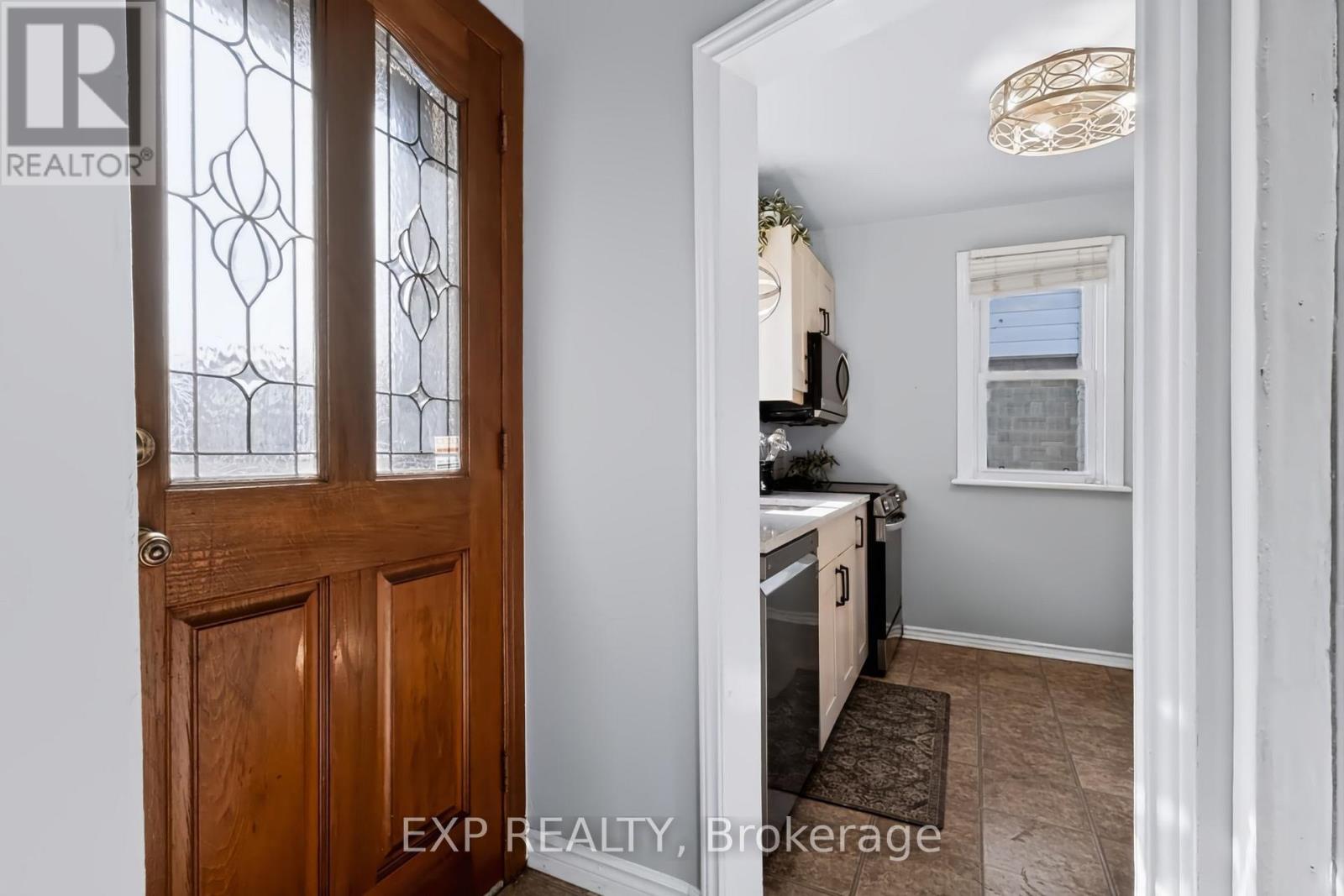 164 Charlotte Street, Hamilton, Ontario  L8K 4V4 - Photo 5 - X13706962