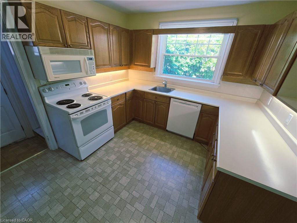 2047 James Street, Burlington, Ontario  L7R 1H4 - Photo 4 - 40835147