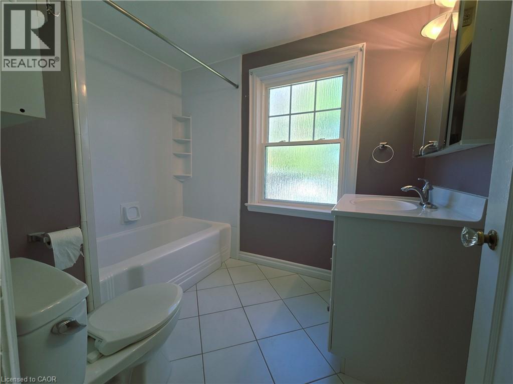 2047 James Street, Burlington, Ontario  L7R 1H4 - Photo 17 - 40835147