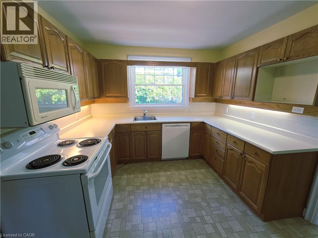2047 James Street, Burlington, Ontario  L7R 1H4 - Photo 5 - 40835147